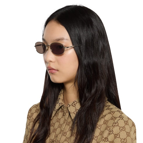 Oval frame sunglasses