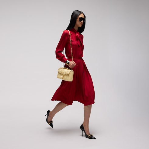 GG Marmont medium shoulder bag