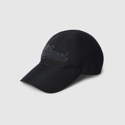 Cotton baseball hat with embroidery