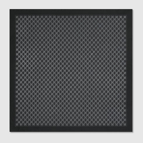 Laminated printed silk twill carré