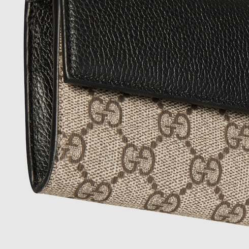 Bi-color GG Marmont wallet on chain