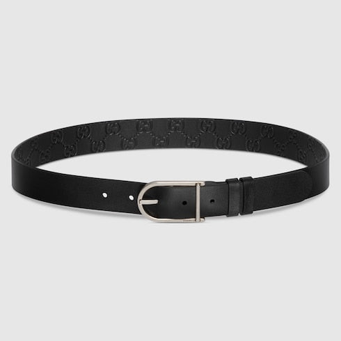 Reversible belt with rounded buckle