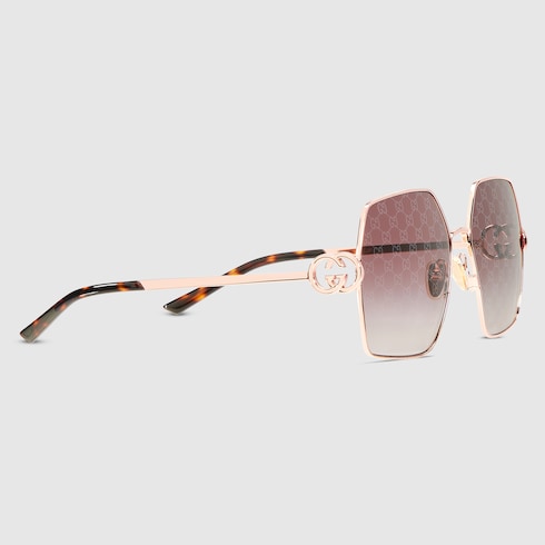 Oval frame sunglasses