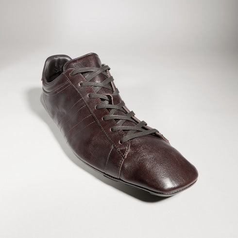 Men's sneaker with driver sole