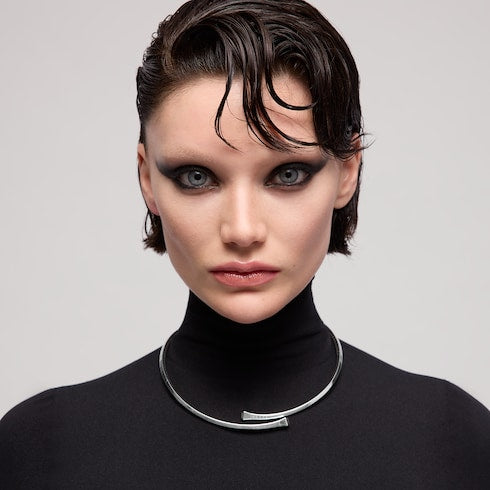 Chiodo flexible choker necklace