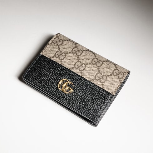 Bi-color GG Marmont card case wallet