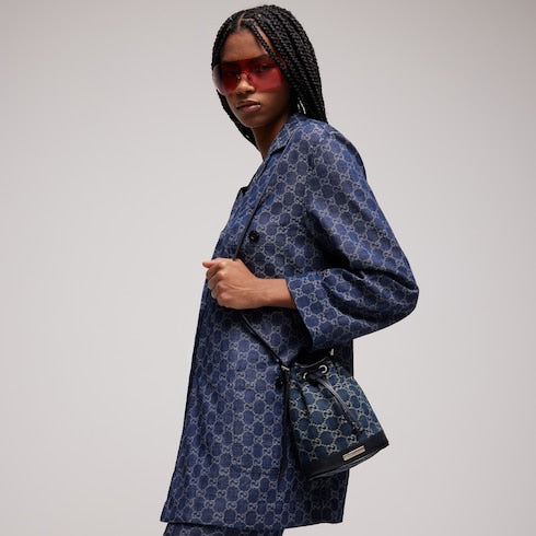 Mini bucket bag with Gucci plaque