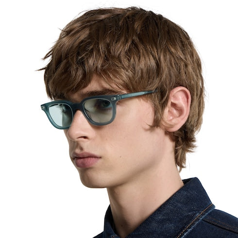 Oval frame sunglasses