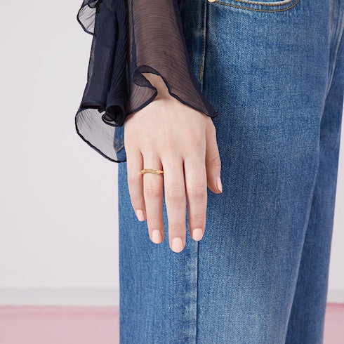Gucci Link to Love 18k studded ring