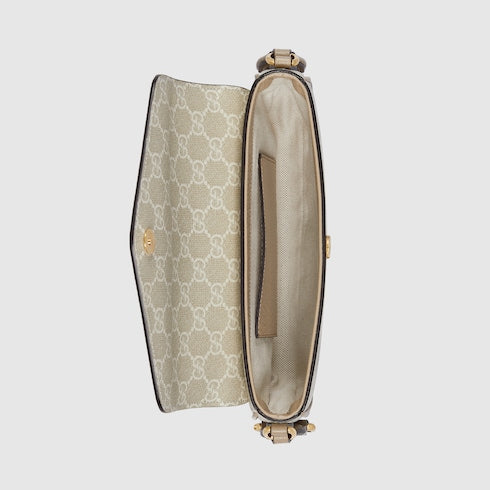 Ophidia pochette
