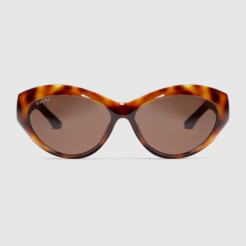 Cat eye frame sunglasses
