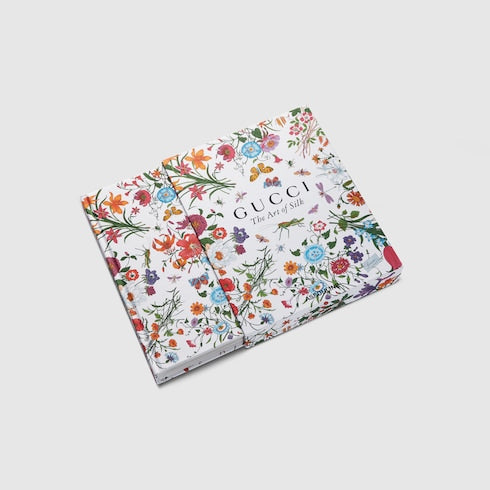 Gucci: The Art of Silk (English)