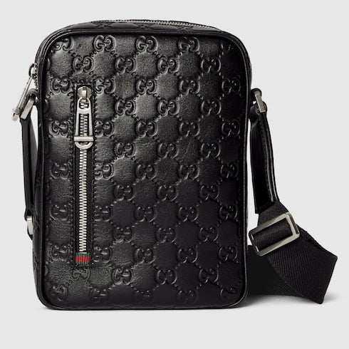 GG Emblem small crossbody bag