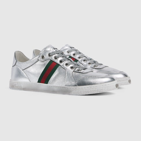 Women's Stretch low-top sneaker