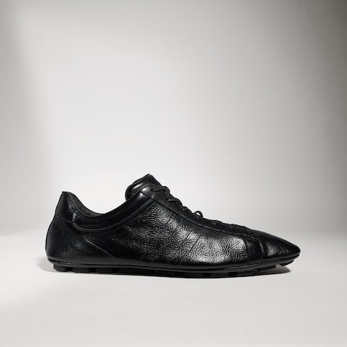 Men's sneaker with driver sole