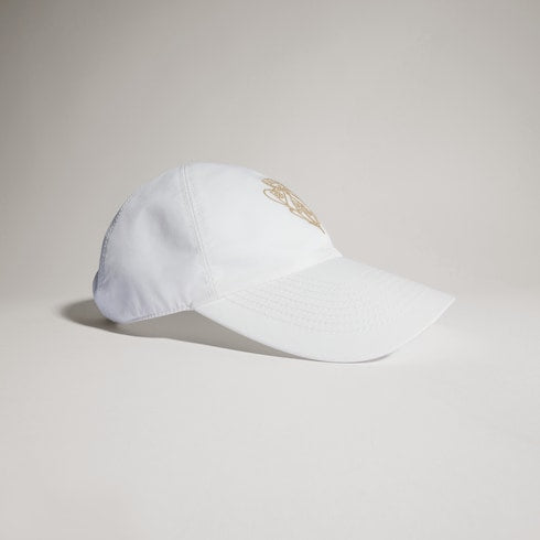 Cotton baseball hat with embroidery