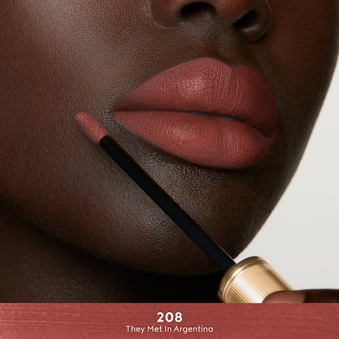 124 Emilie Brown, Rouge à Lèvres Liquide Mat Lipstick