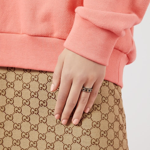 Icon 18k ring with gemstones