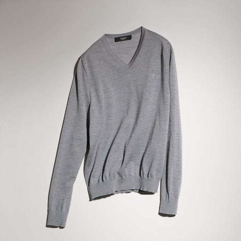 Fine wool sweater with embroidery