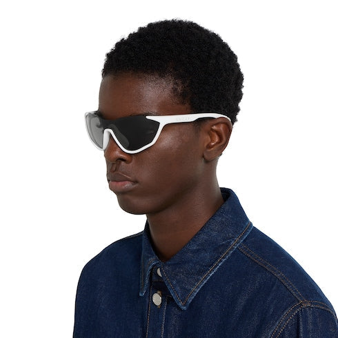 Mask-shaped sunglasses
