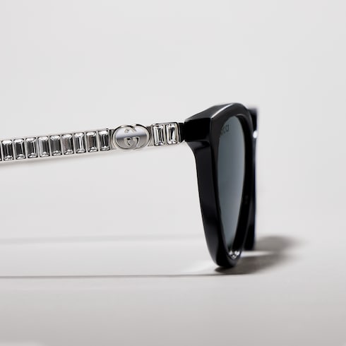 Cat-eye frame sunglasses