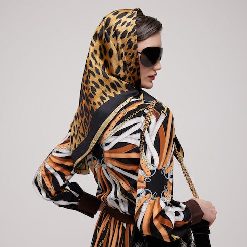 Printed silk twill carré