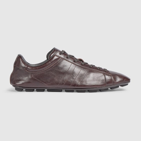 Men's sneaker with driver sole