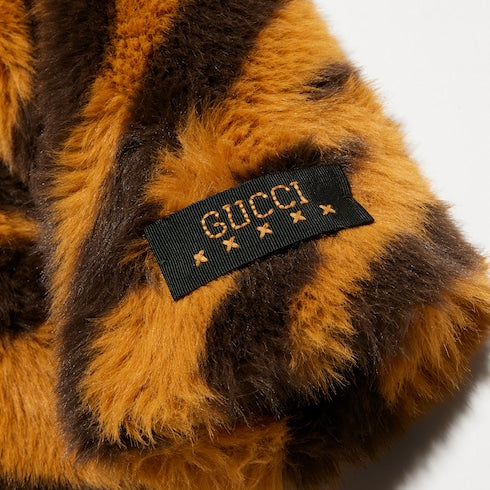 Children's fuzzy fabric coat