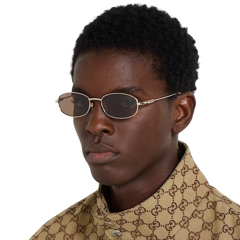 Oval frame sunglasses