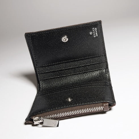 Small wallet with Gucci plaque