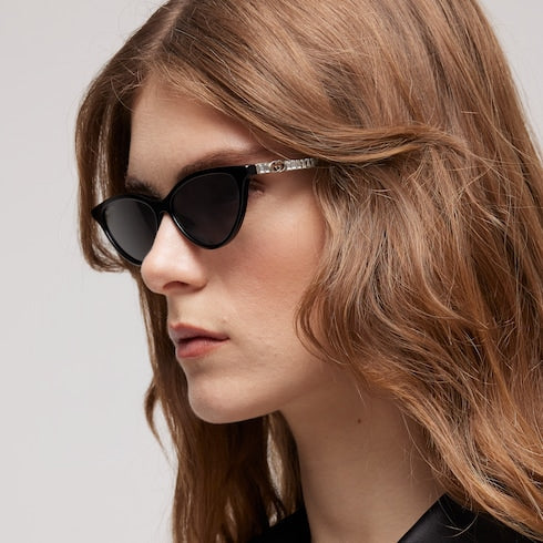 Cat-eye frame sunglasses