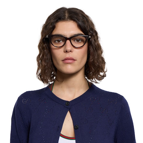 Cat-eye optical frame