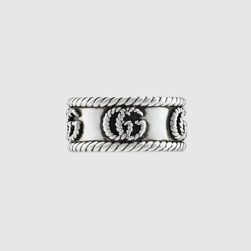 Double G Ring With Engraved Torchon Trim