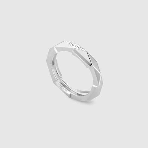 Gucci Link to Love 18k studded ring