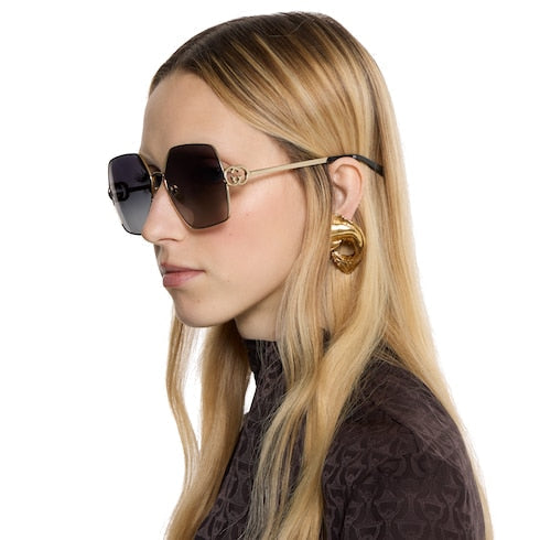 Oval frame sunglasses
