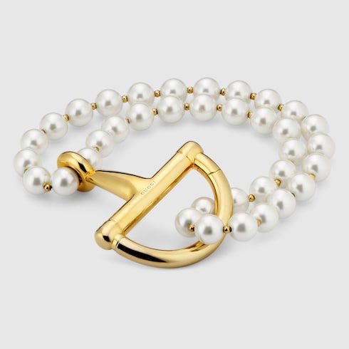 Bracelet with stirrup