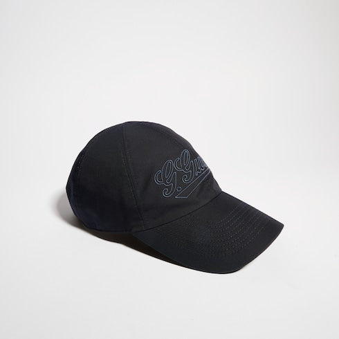 Cotton baseball hat with embroidery