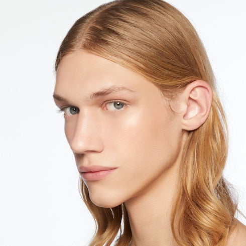 Gucci Illuminateur de Beauté, multi-use highlighter