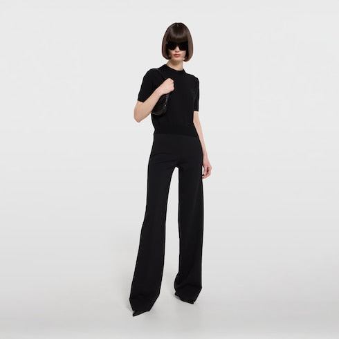 Knit wool top with embroidery