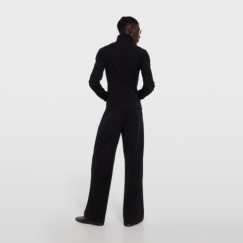 Stretch nylon sportswear pants