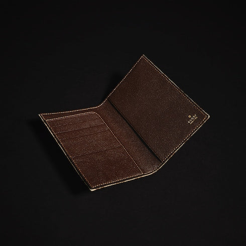 Gucci Essence Classic passport case