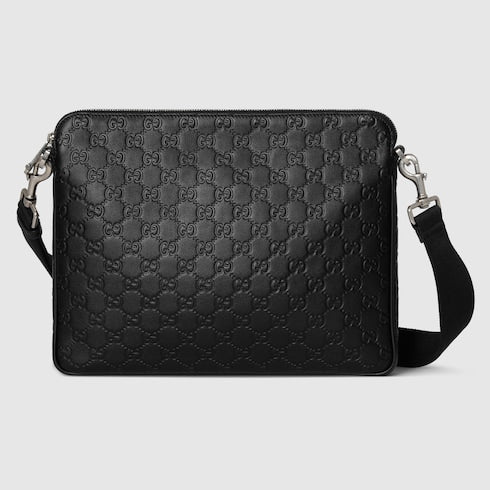 GG Emblem medium crossbody bag