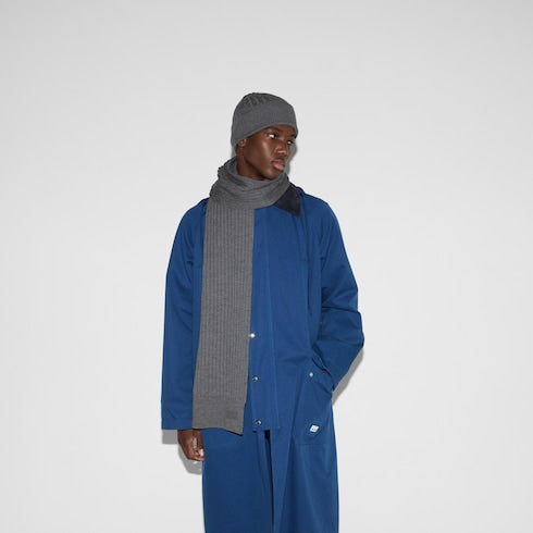 Knit wool scarf with logo