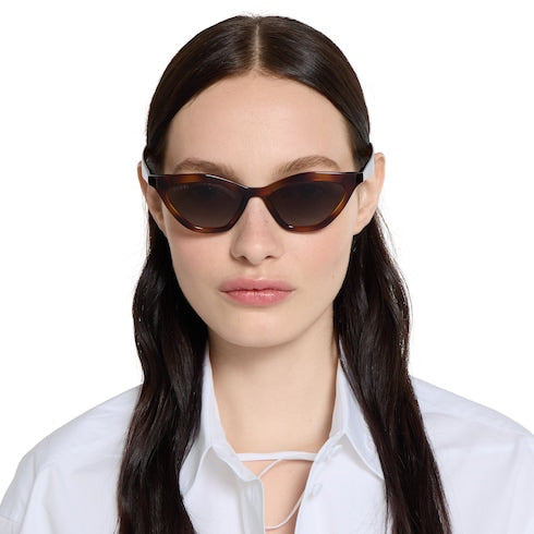 Cat eye sunglasses