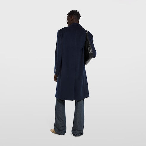 Double-breasted light cashmere coat