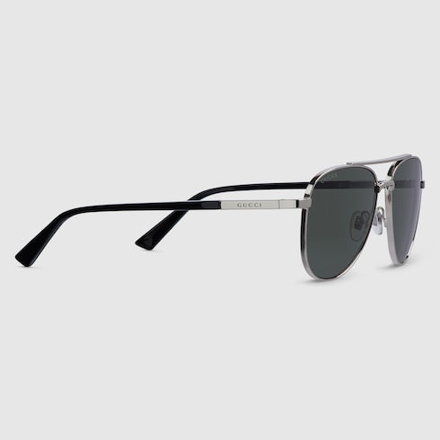 Aviator frame sunglasses